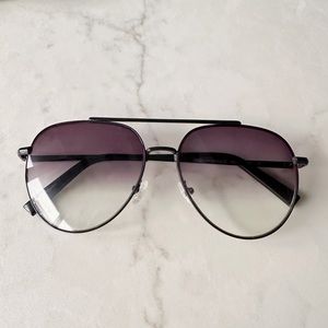 Kendall & Kylie black ombre lens sun glasses